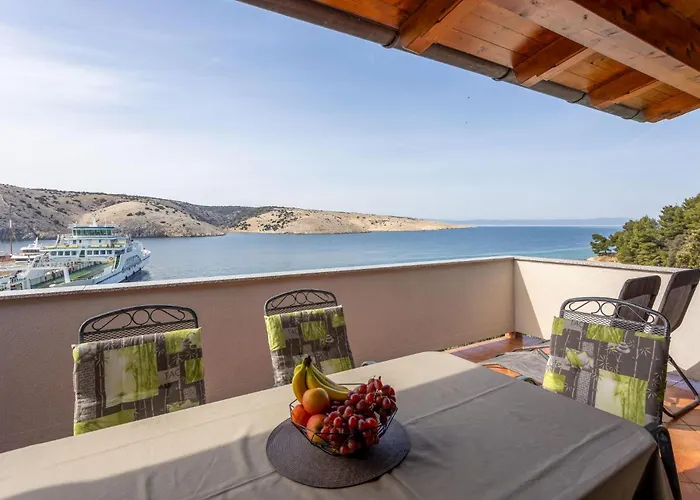 2 Bedroom Beautiful In Apartament