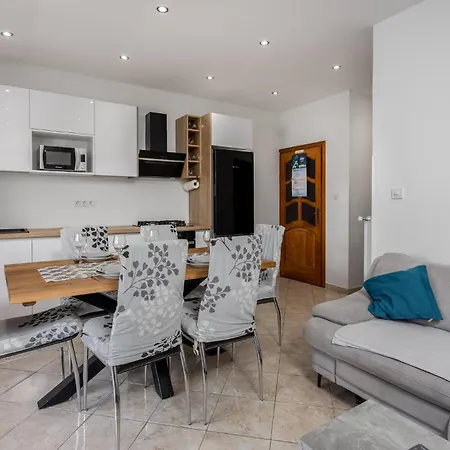 2 Bedroom Beautiful In Apartmán *