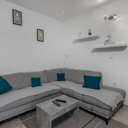 2 Bedroom Beautiful In Apartmán