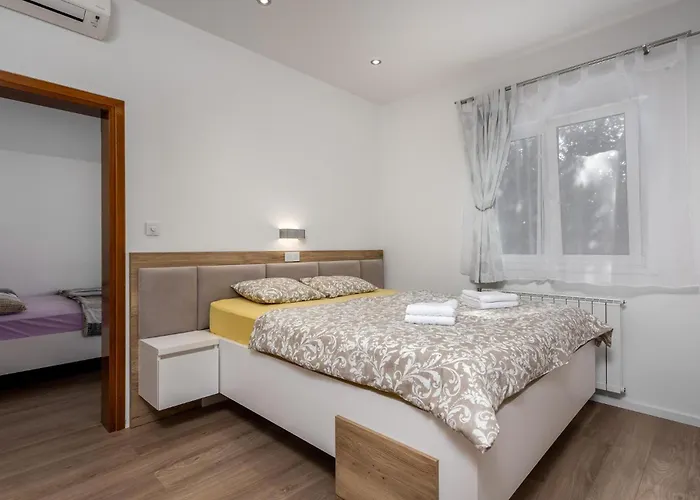 Apartament 2 Bedroom Beautiful In