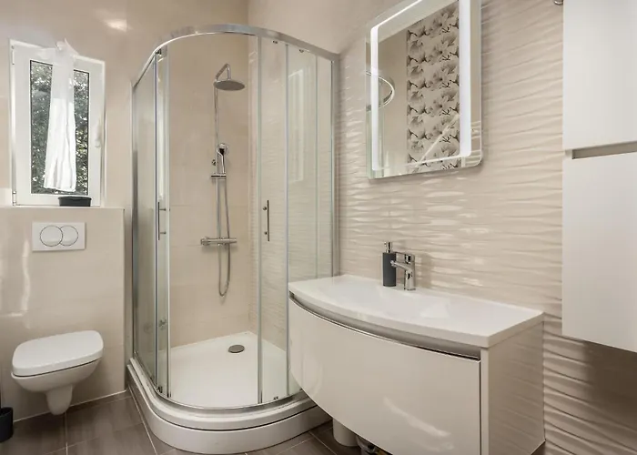 2 Bedroom Beautiful In * Lopar